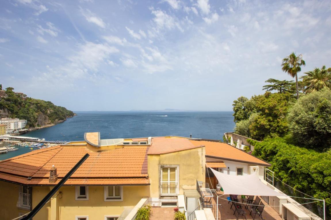 Appartement Romantic Seaview Flat With Balcony